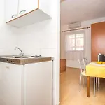 Vinka Apartment *